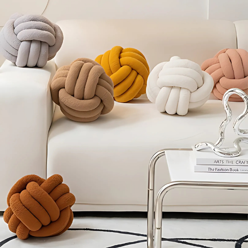 Knot Plush Ball